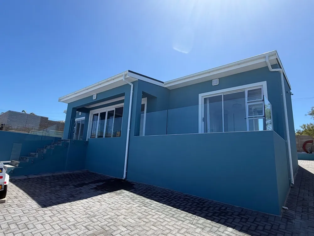 South Africa, Western Cape, Dana Bay, Nerina Road, 35