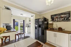 Dunster Avenue, Morden