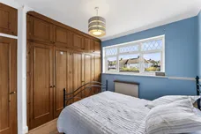 Dunster Avenue, Morden