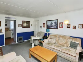 Carless Close, Gosport thumb 3