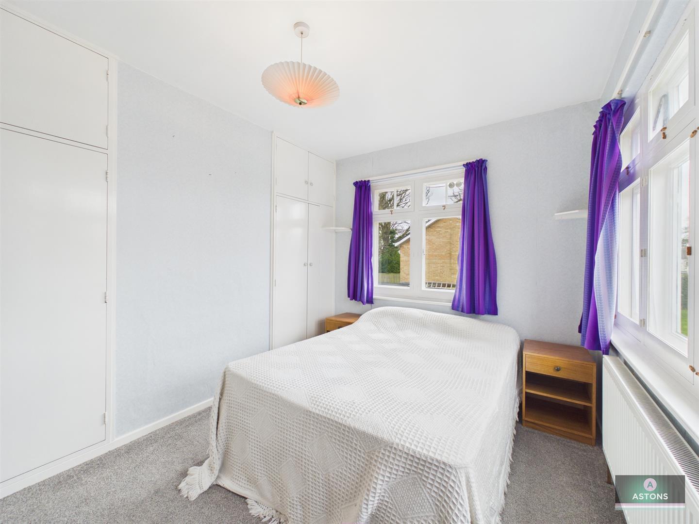 Ifield Green, Ifield Image 16