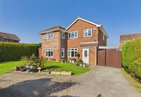 Millers Drive, North Common, Bristol