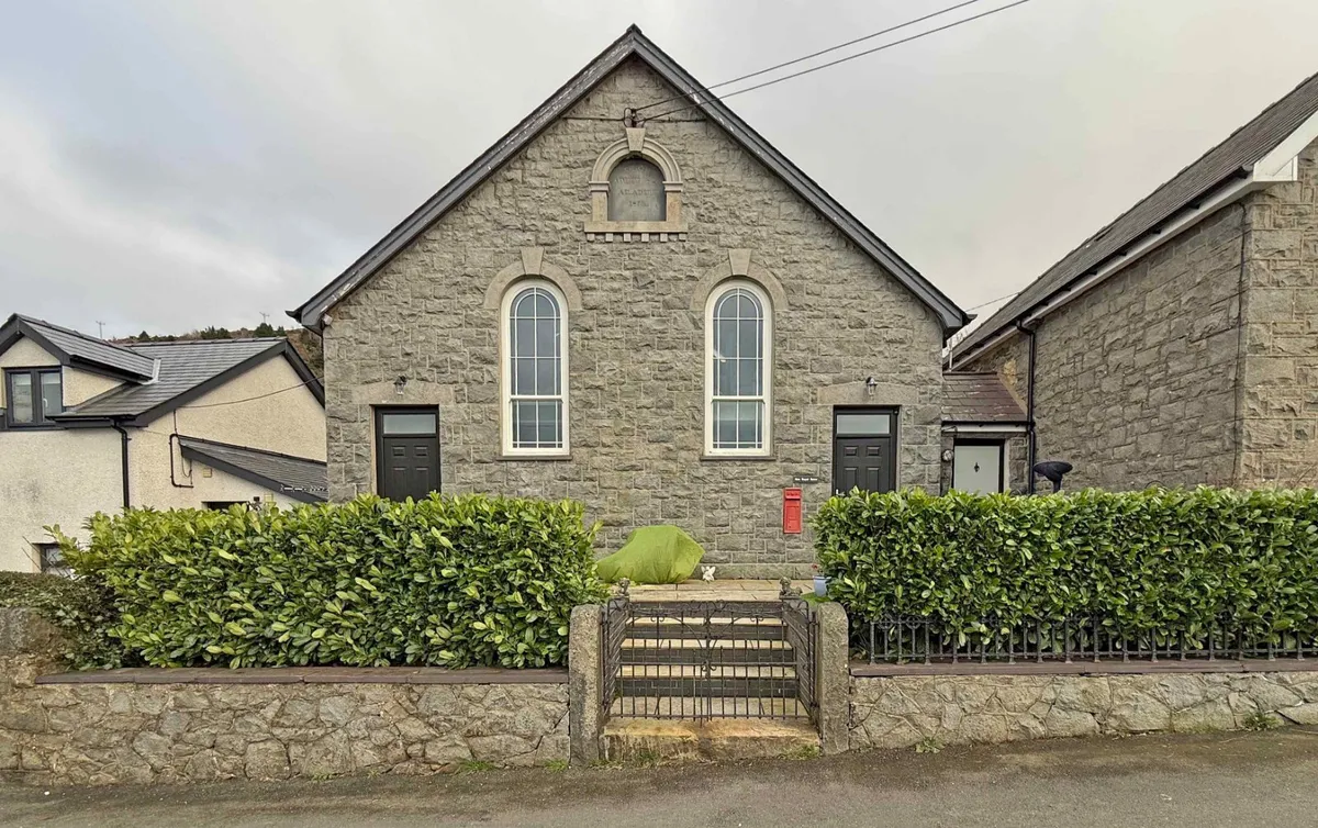 Gyrn Goch, Caernarfon, Gwynedd, LL54