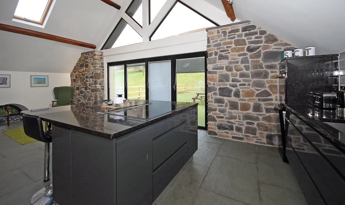 Gyrn Goch, Caernarfon, Gwynedd, LL54