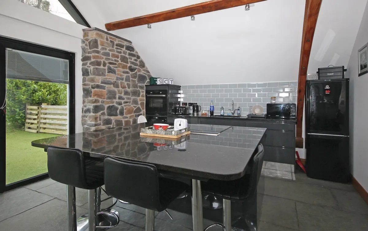 Gyrn Goch, Caernarfon, Gwynedd, LL54
