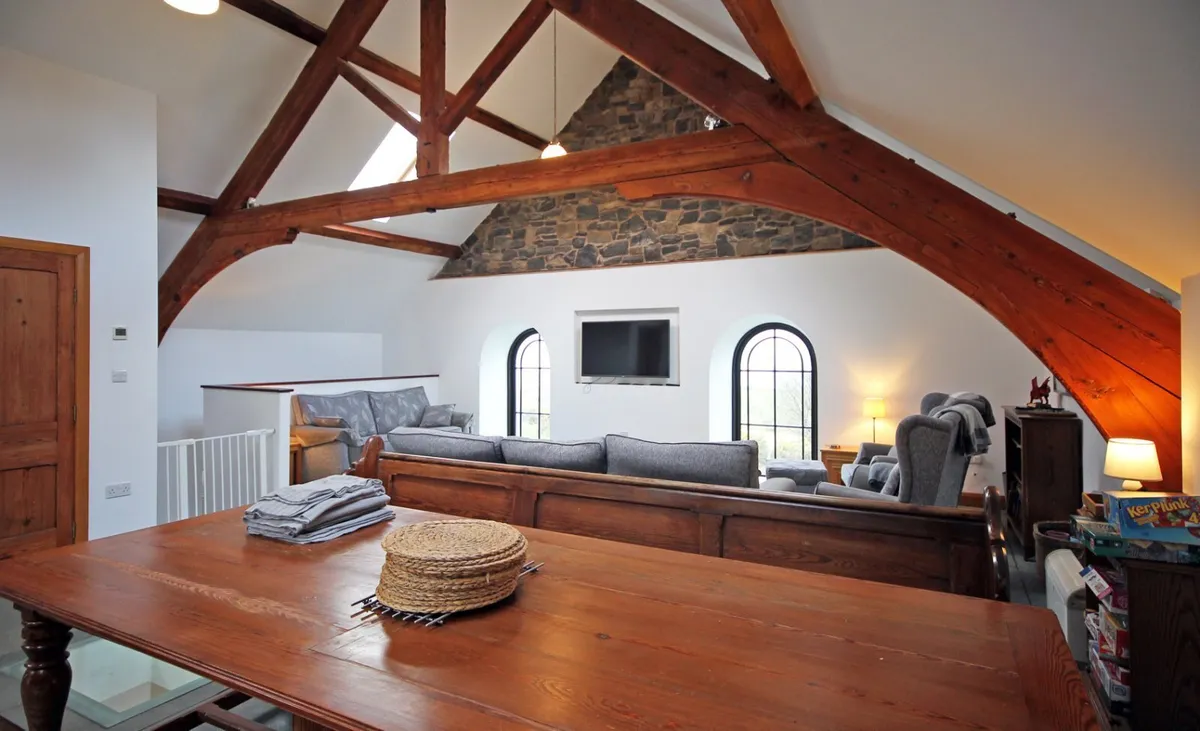 Gyrn Goch, Caernarfon, Gwynedd, LL54