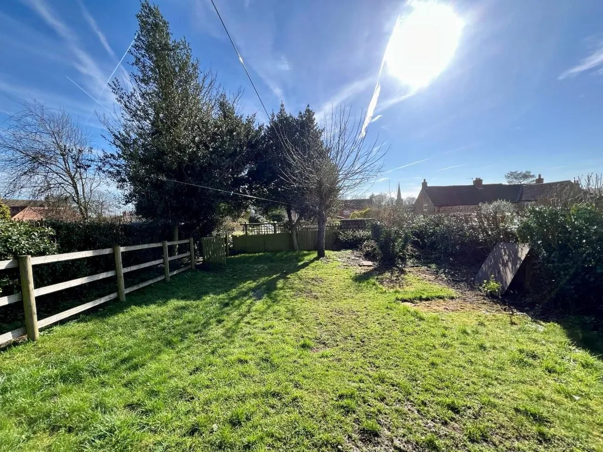 WARTNABY ROAD, AB KETTELEBY