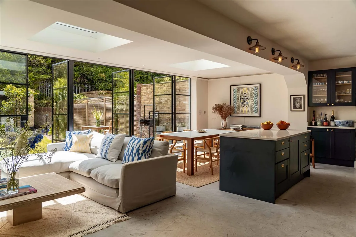 Brondesbury Villas, London, NW6