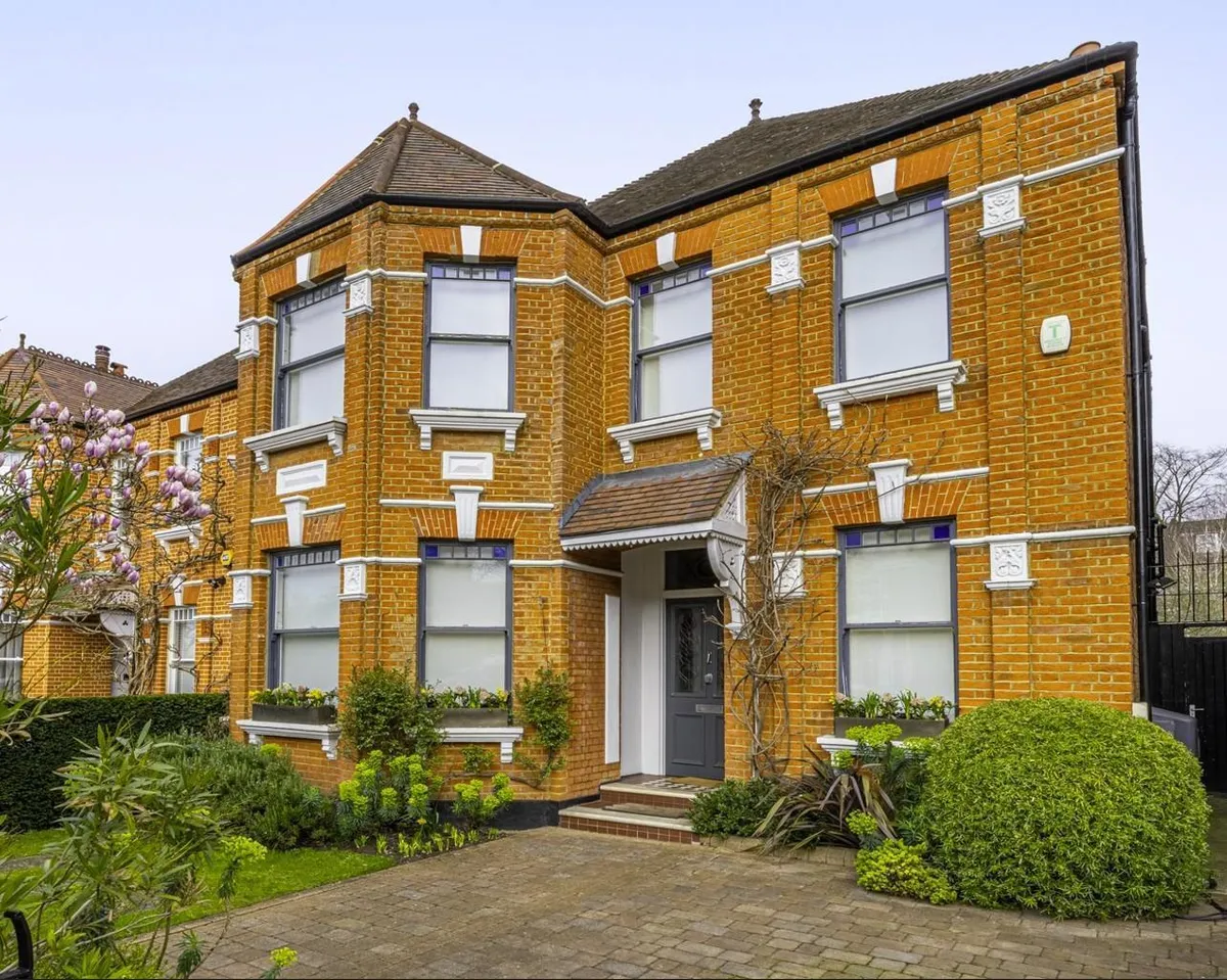Exeter Road, London, NW2