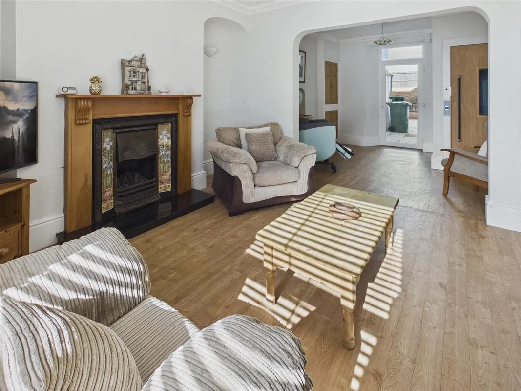 South Cliff Street, Tenby