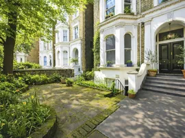 Redcliffe Gardens, London photo