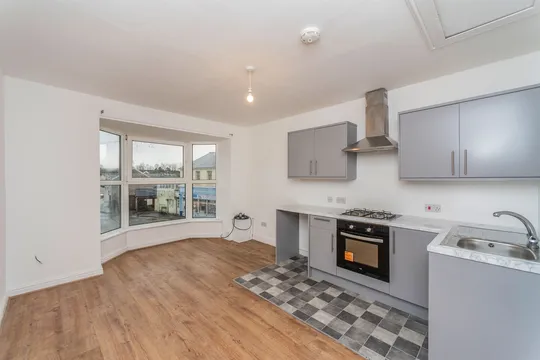 Bridgend Road, Bridgend, CF32