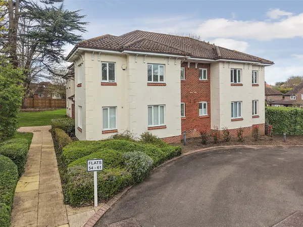 Guildford Road, Fetcham, Leatherhead, Surrey, KT22