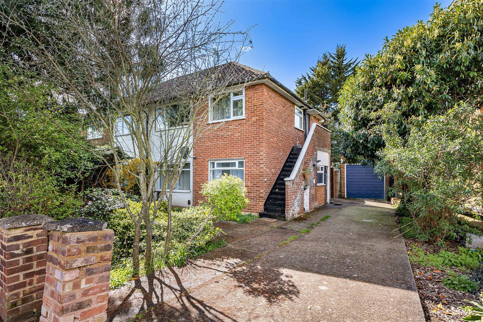 Brunel Road, Maidenhead Image 1