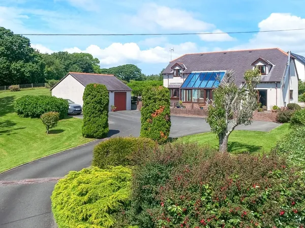 Penrhosgarnedd, Bangor, Gwynedd, LL57