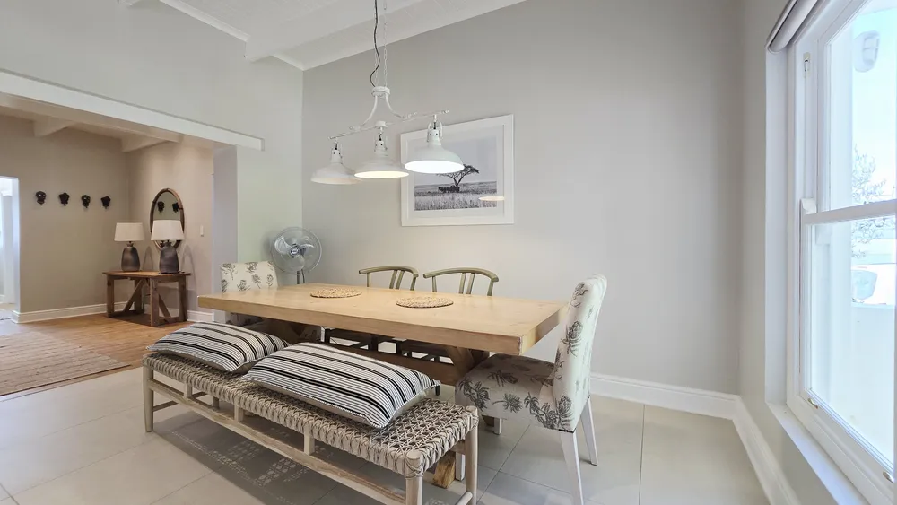 South Africa, Western Cape, Riebeek Kasteel, Hoof Road, 22