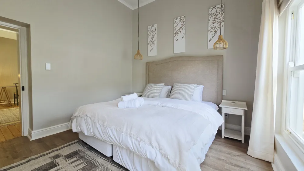 South Africa, Western Cape, Riebeek Kasteel, Hoof Road, 22