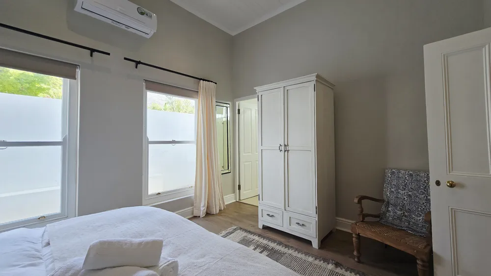 South Africa, Western Cape, Riebeek Kasteel, Hoof Road, 22