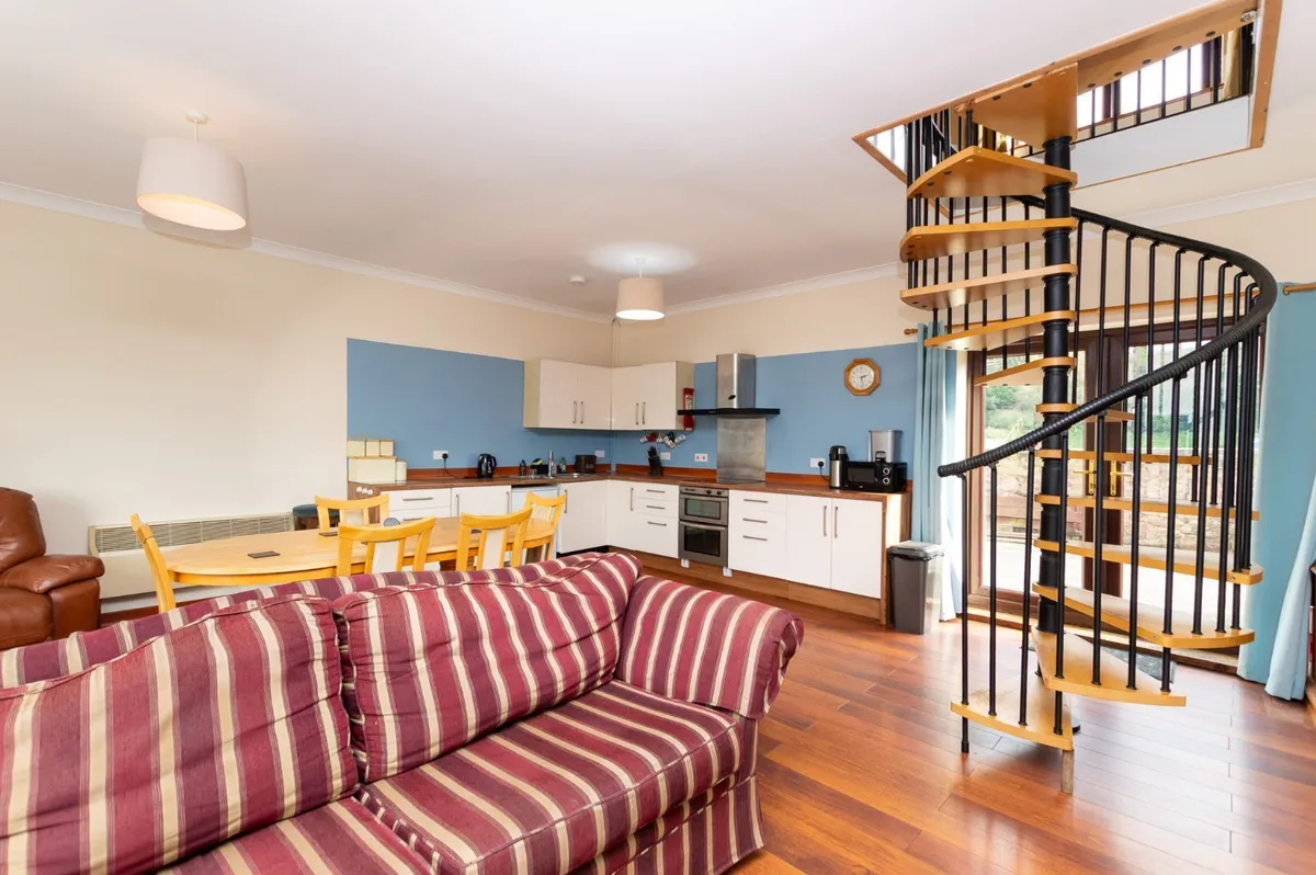 Y Felinheli, Gwynedd, LL56