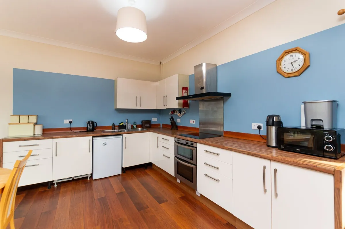 Y Felinheli, Gwynedd, LL56