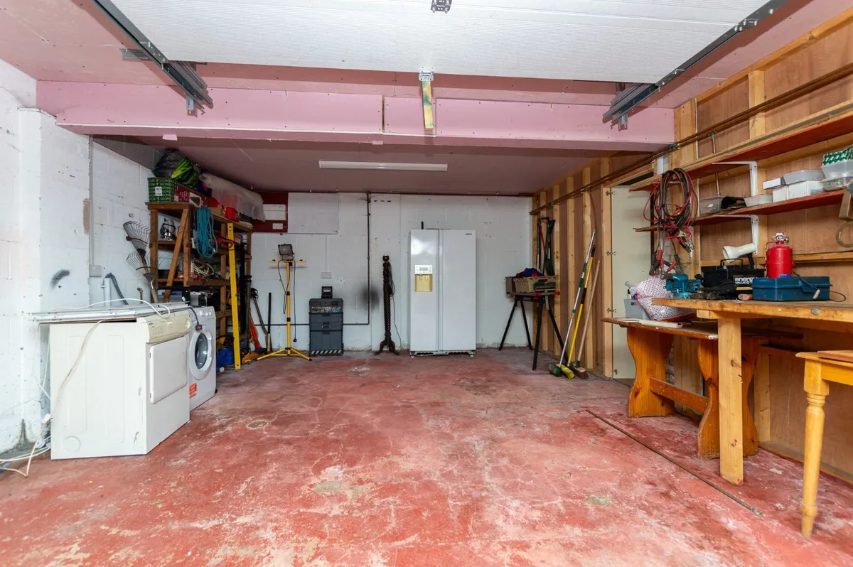 Y Felinheli, Gwynedd, LL56