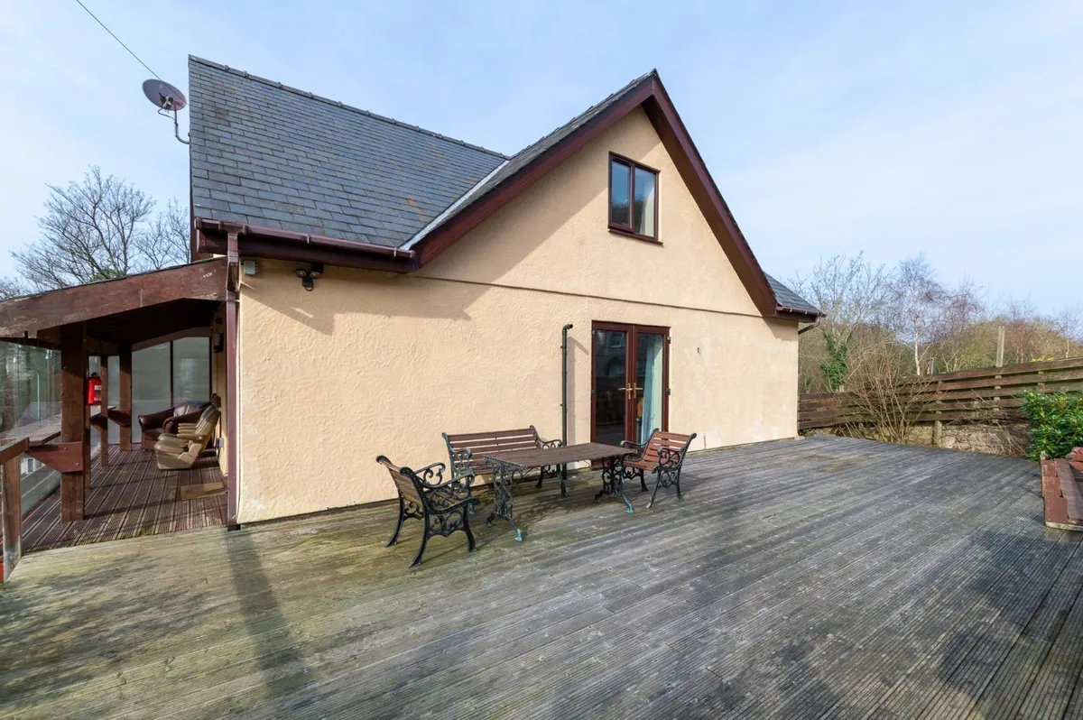 Y Felinheli, Gwynedd, LL56