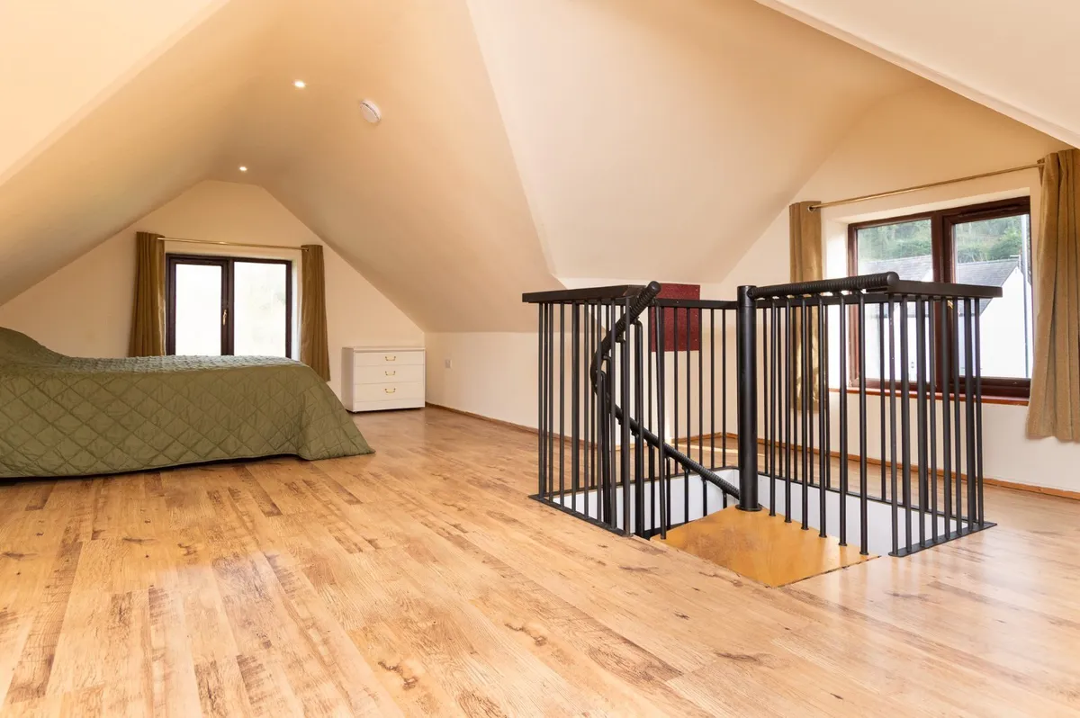 Y Felinheli, Gwynedd, LL56
