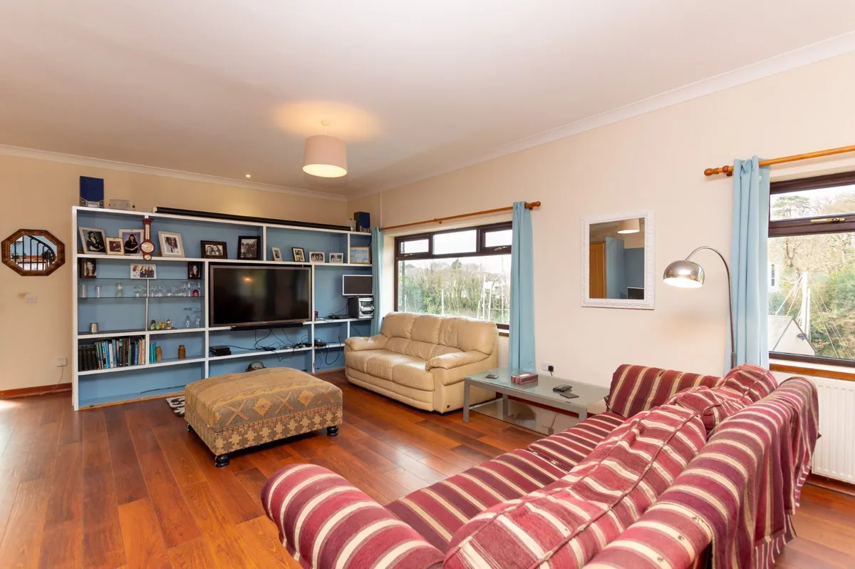 Y Felinheli, Gwynedd, LL56