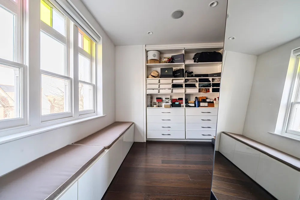 Onslow Gardens, London, N10