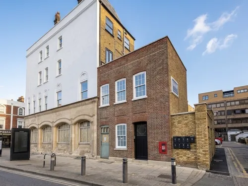 Sutton Court Road, Suttonphoto
