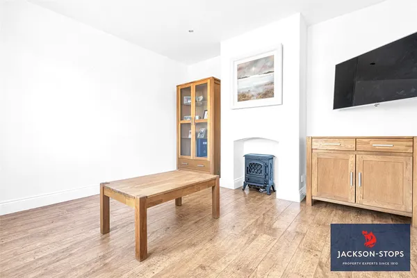 High Street, Cheveley, CB8 photo 12