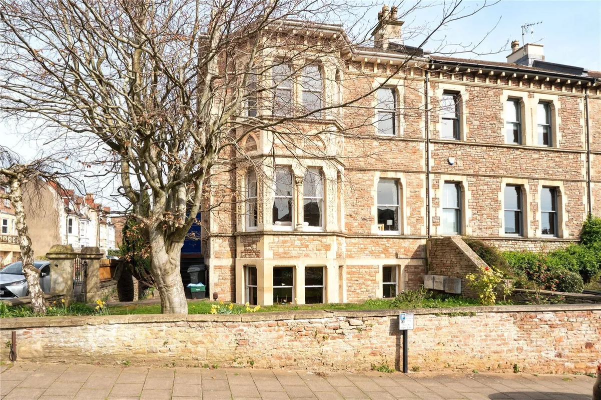 Hughenden Road, Clifton