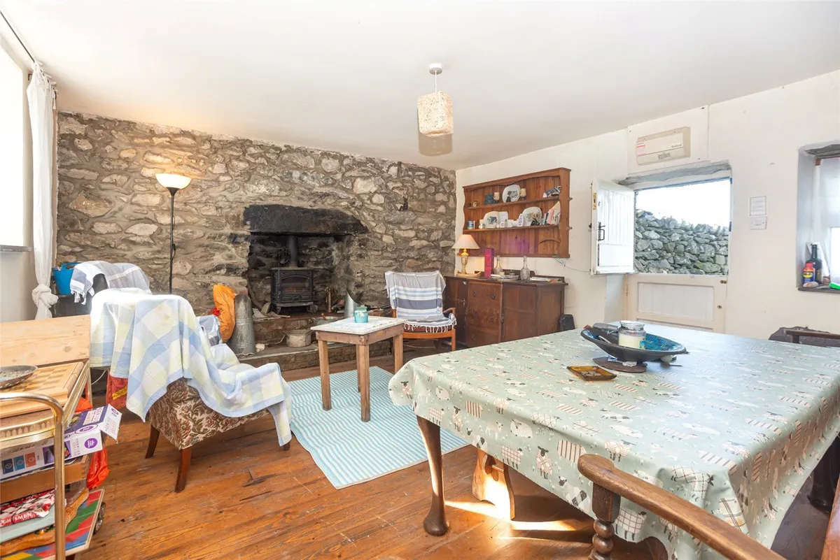 Waunfawr, Caernarfon, Gwynedd, LL54