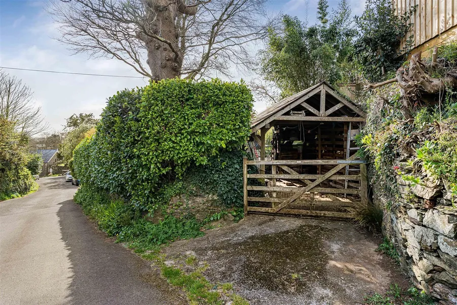 Property Image 9
