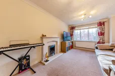 Youngs Close, Coddington, Newark