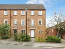 Denbigh Avenue, Worksop photo