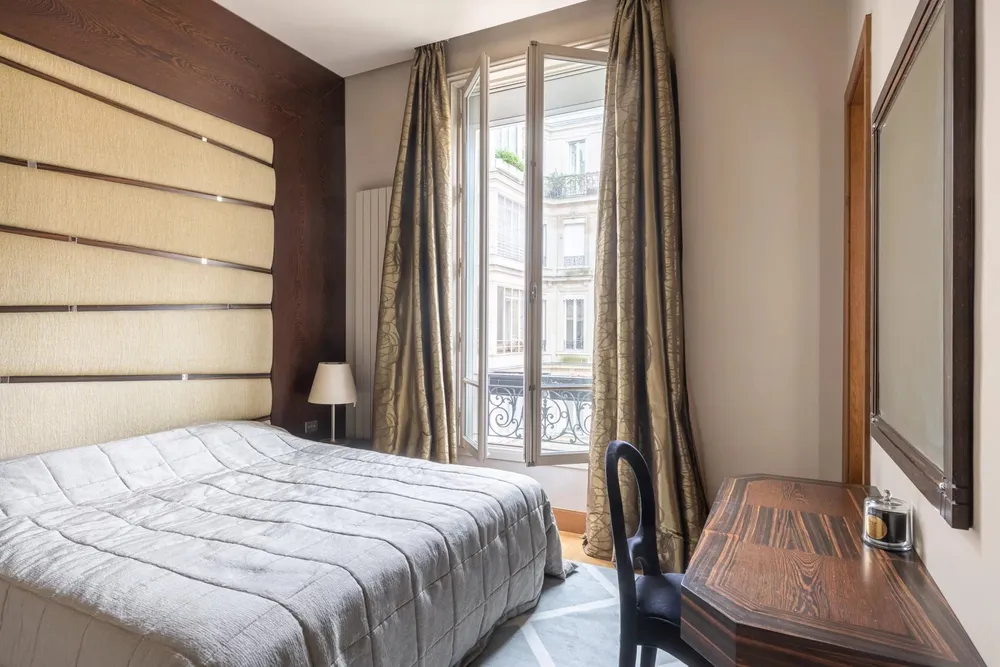 Paris 16th, 75016, France