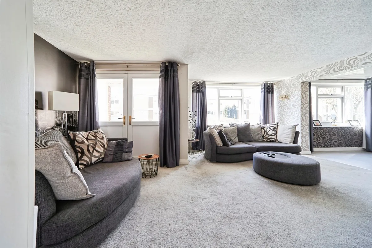 Newton Court, Leeds