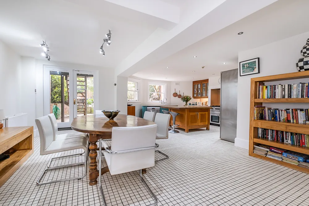 The Drive, London, SW20