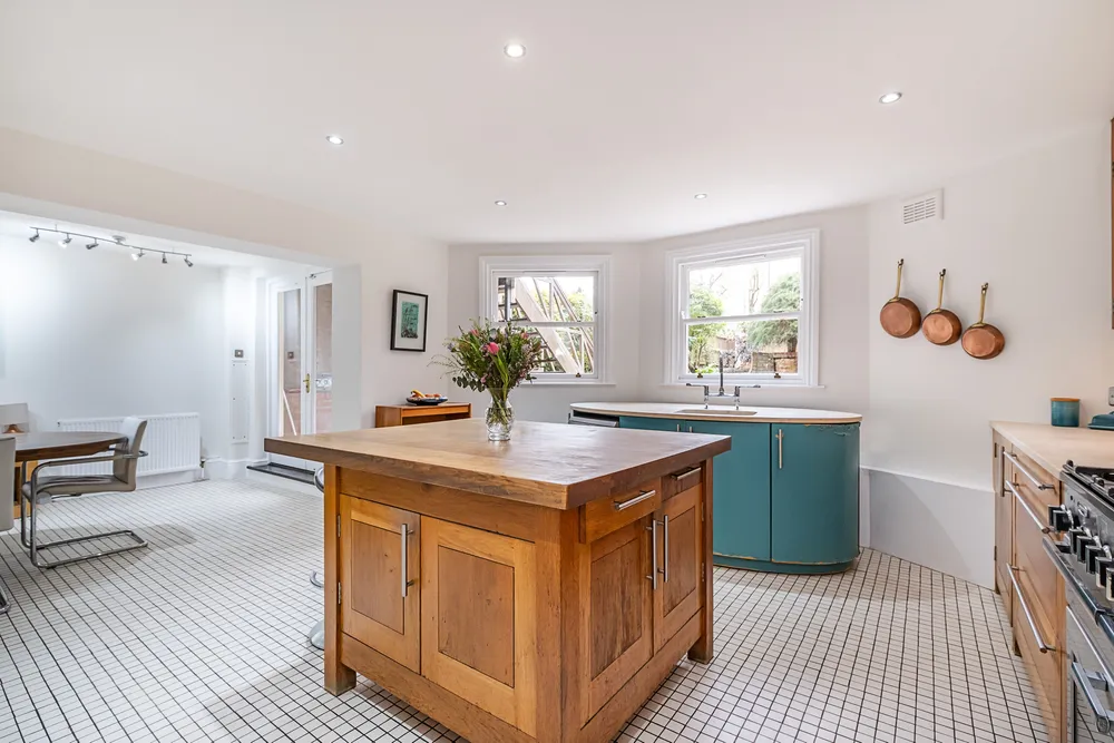 The Drive, London, SW20