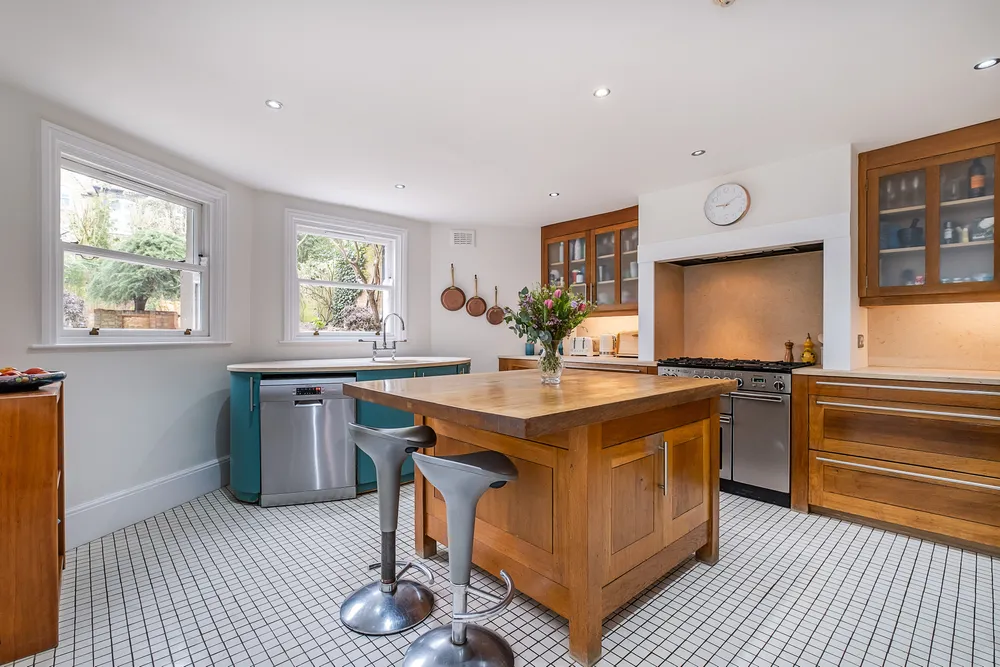 The Drive, London, SW20