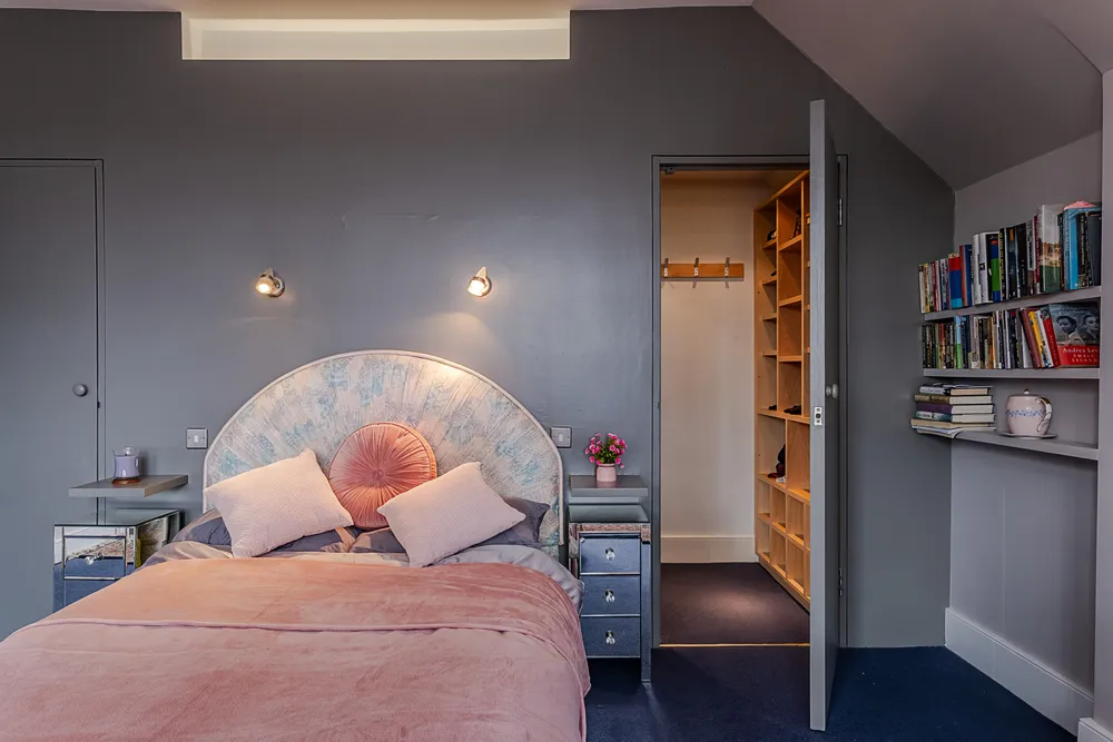 The Drive, London, SW20