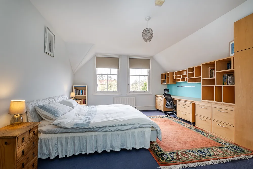 The Drive, London, SW20