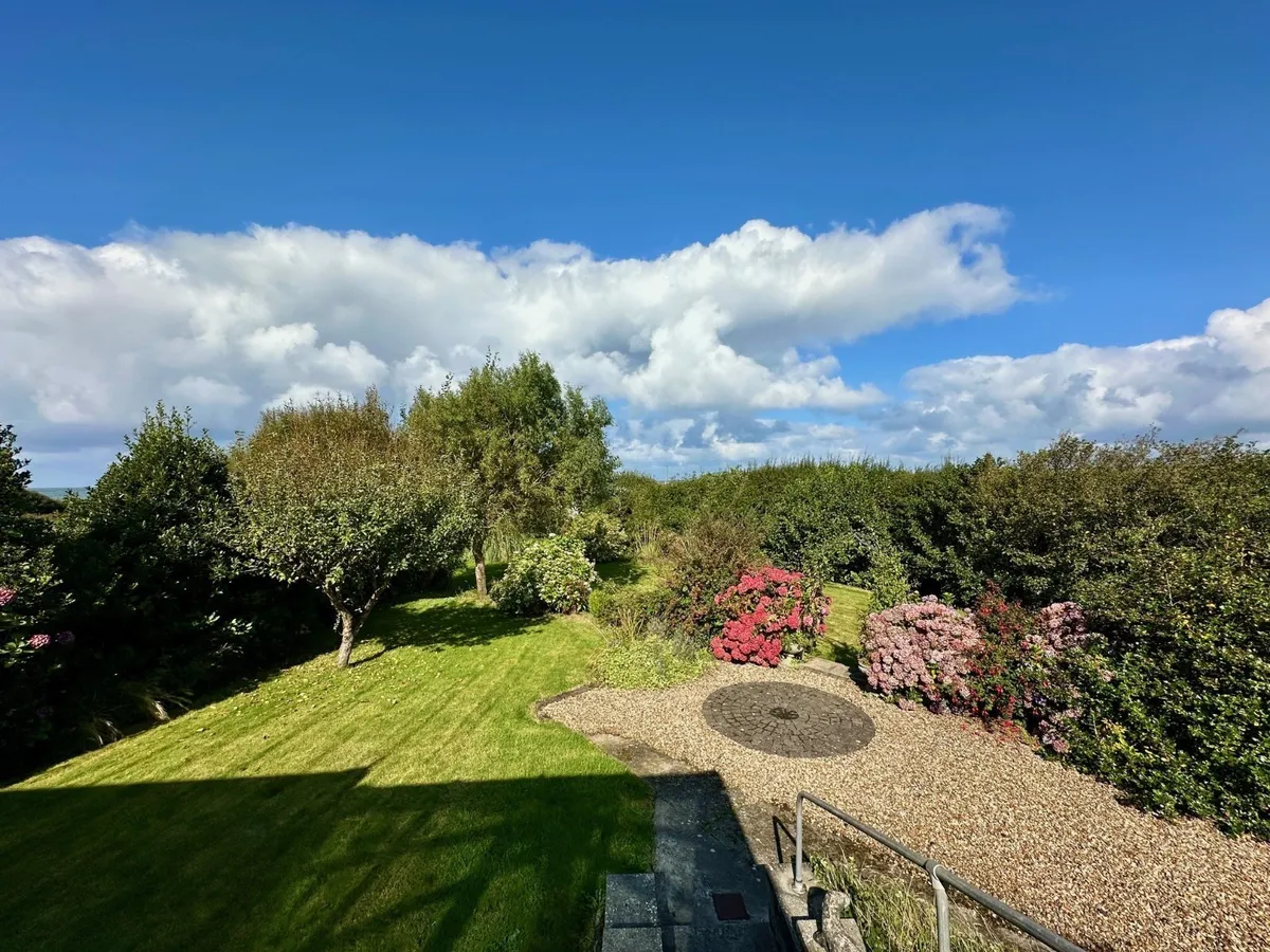 Clynnog Road, Aberdesach, Caernarfon, Gwynedd, LL54