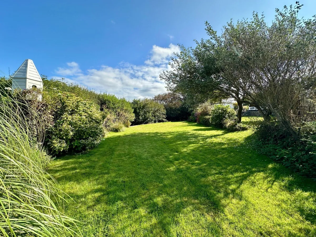 Clynnog Road, Aberdesach, Caernarfon, Gwynedd, LL54