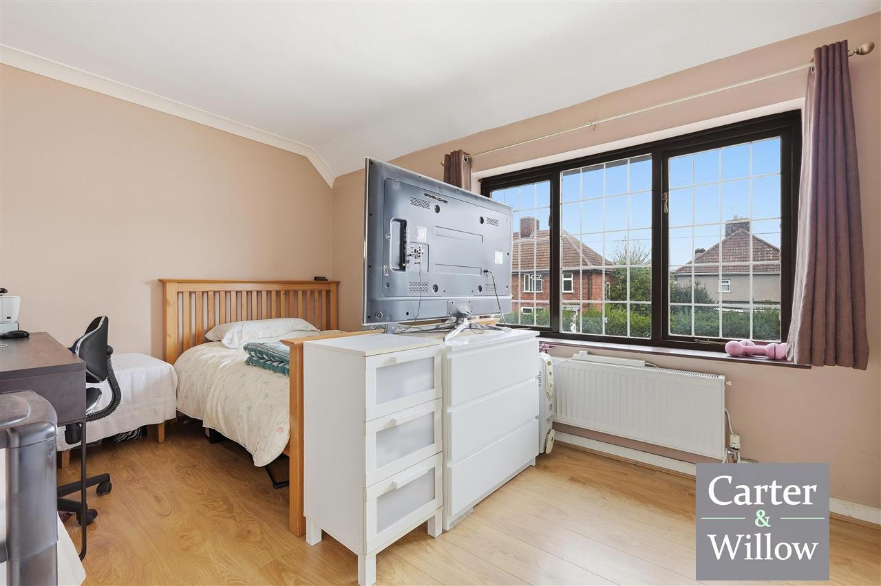 Neasham Road, Dagenham, Essex Image 11