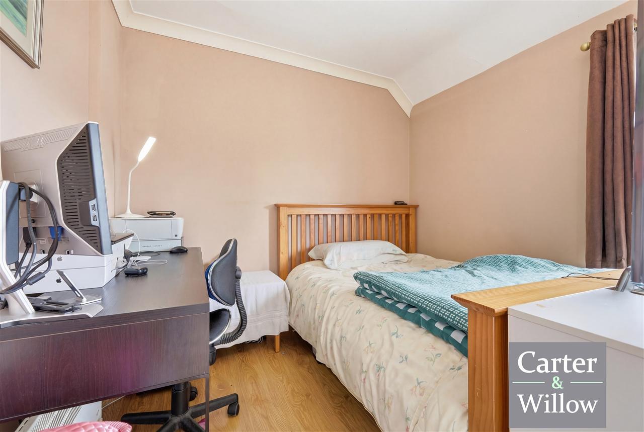 Neasham Road, Dagenham, Essex Image 12