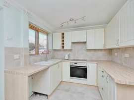 Bluebell Close, Scarning, Dereham thumb 2