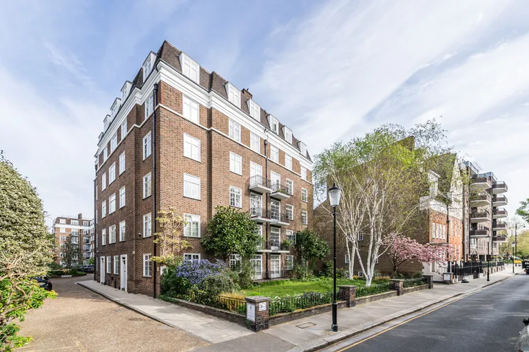 42 Cheyne Walk, London, SW3
