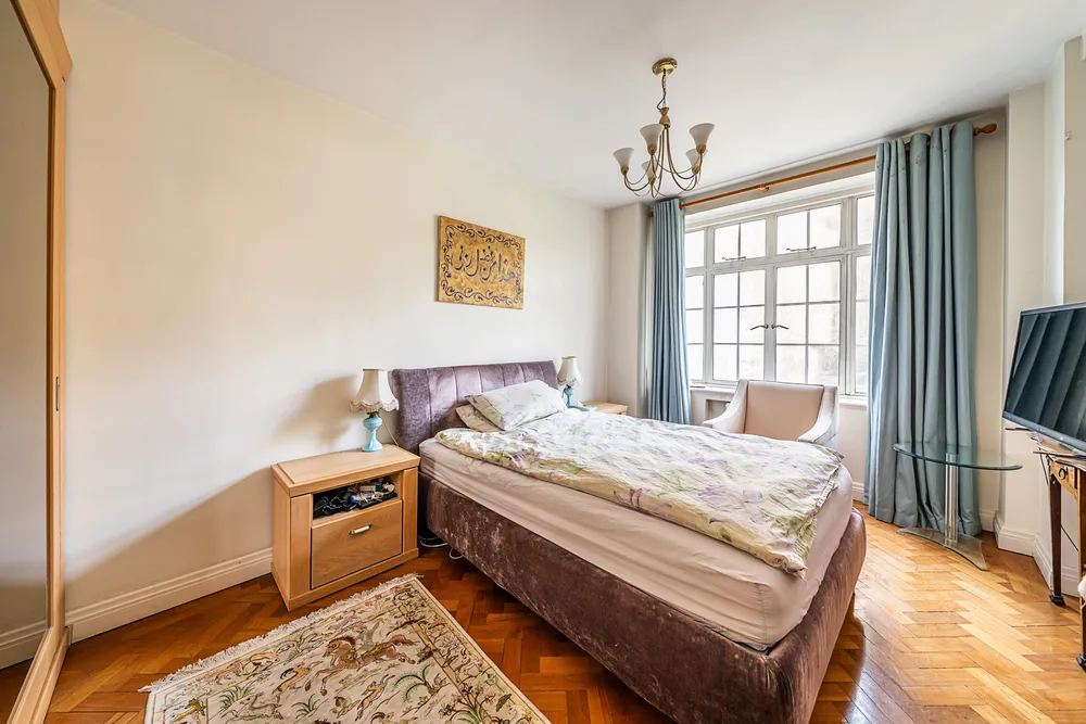 42 Cheyne Walk, London, SW3